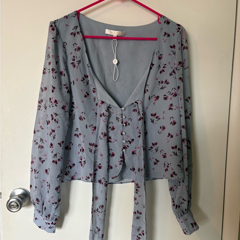 Wayf V-Neck Blouse - Blue and Red Floral - Picture 2 of 8